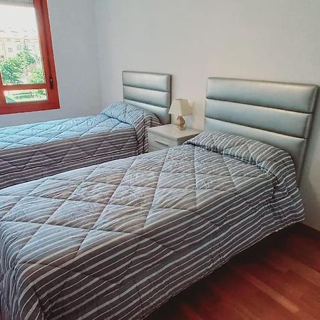 Apartamento Con 2 Habitaciones Y 2 Banos Junto A バリャドリド エクステリア 写真