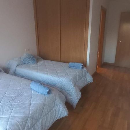 Apartamento Con 2 Habitaciones Y 2 Banos Junto A バリャドリド エクステリア 写真