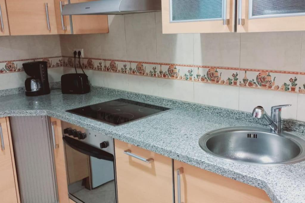 Apartamento Con 2 Habitaciones Y 2 Banos Junto A バリャドリド エクステリア 写真