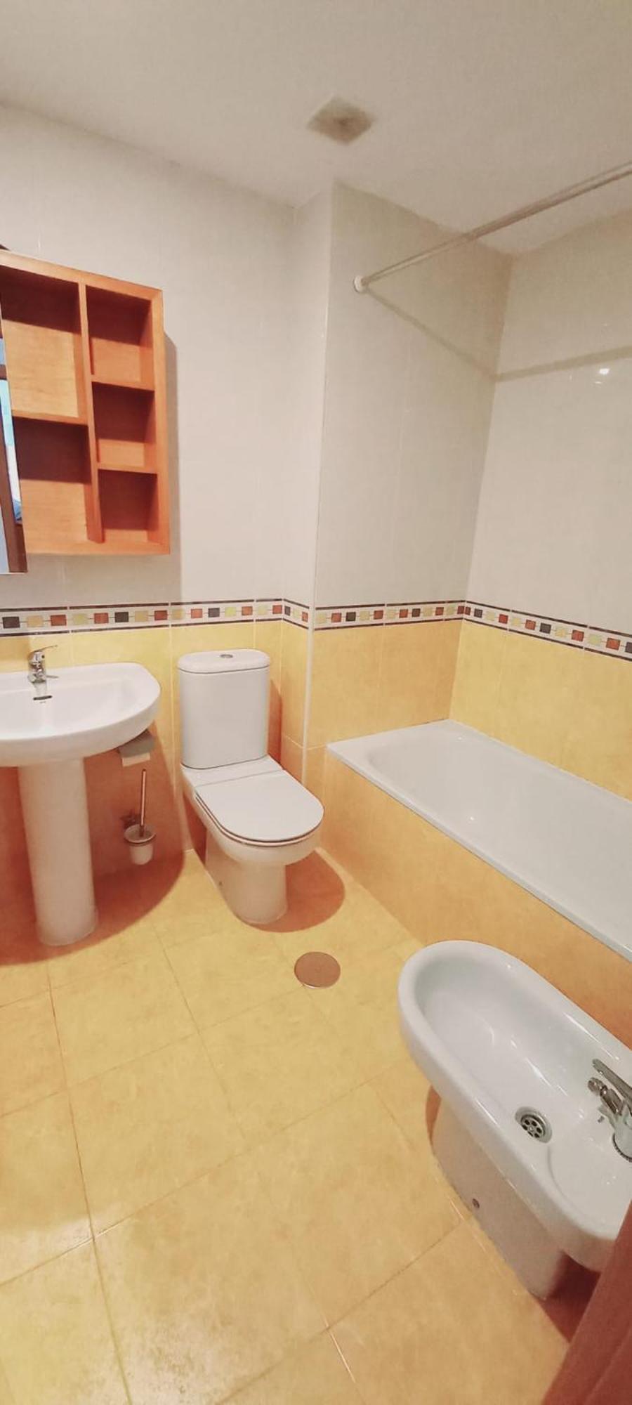 Apartamento Con 2 Habitaciones Y 2 Banos Junto A バリャドリド エクステリア 写真